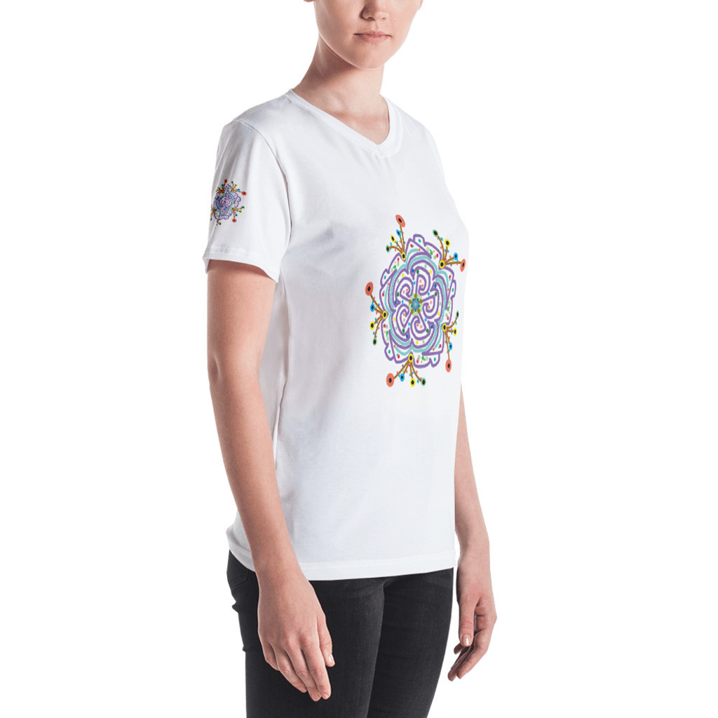 Ann Gertrude No. 7 V-Neck Tee