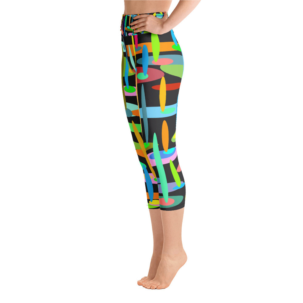 Ann Gertrude "Ponds Paradise" Yoga Capri Legging with Pocket - Black