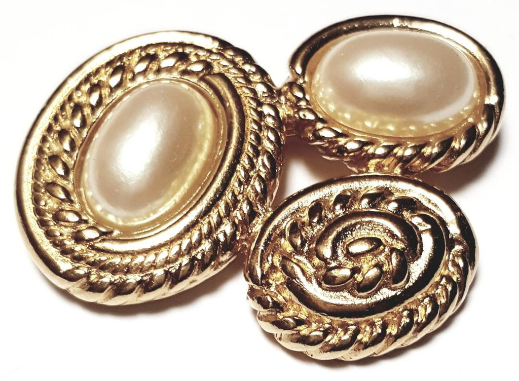 Richelieu Faux Pearl Gold Tone Statement Brooch - Vintage 