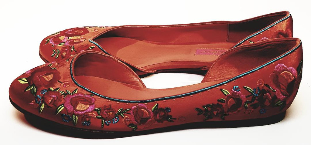 Betsey Johson Deep Pink Floral Embroidered Flats - Size US 8 - New