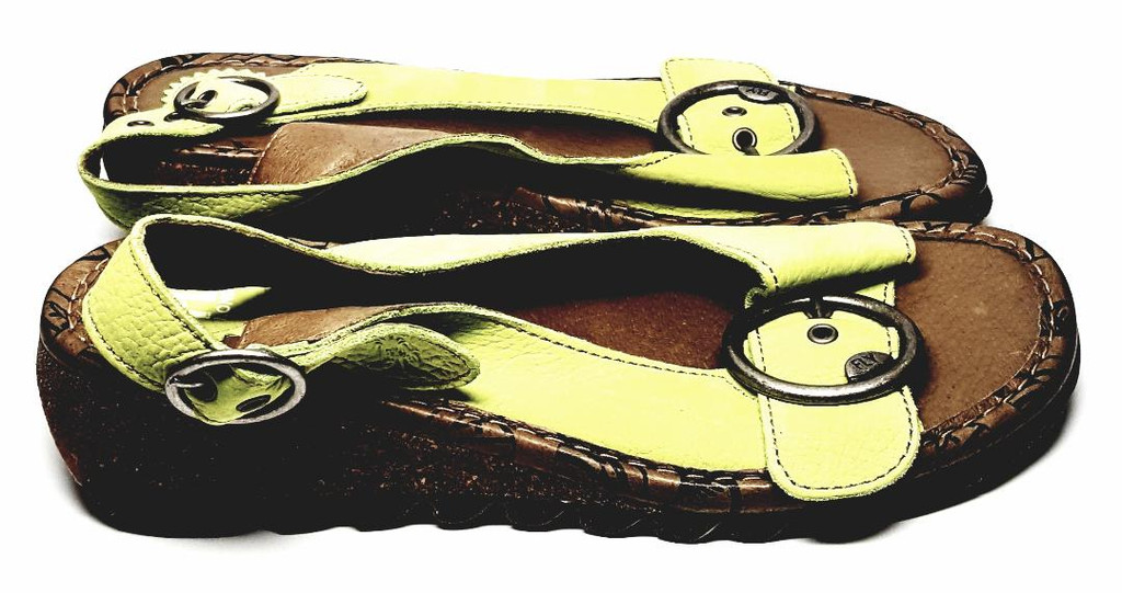 Fly London Lime Soft Leather Big Buckle Open Toe Sandals - Size  US 10 - New