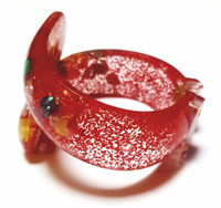 Lucite Cherry Shells Clamper Bangle Bracelet - Vintage 1950s