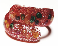 Lucite Cherry Shells Clamper Bangle Bracelet - Vintage 1950s