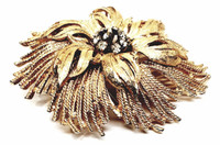 HAR Bursting Dimensional Flower Rhinestone Rich Gold Tone Brooch - Vintage 1950s