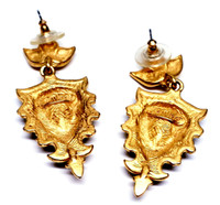 Bob Mackie Fleur-de-lis Raspberry Rhinestone Black Enamel Matte Gold Tone Dangle Earrings - Vintage 1980s