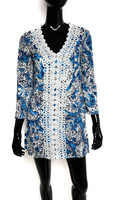 Lilly Pulitzer 1960s Inspired Blue and White Floral V-Neck Crochet Embellished Shift Mini Dress - Size XS - New