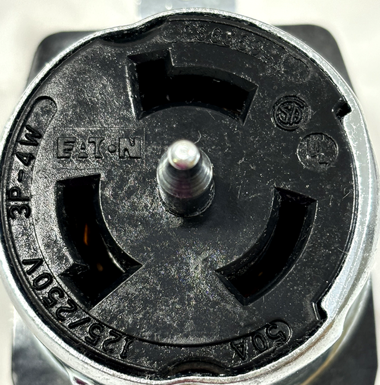 Eaton CS6369 Locking Receptacle 50A 125/250V 3P 4W