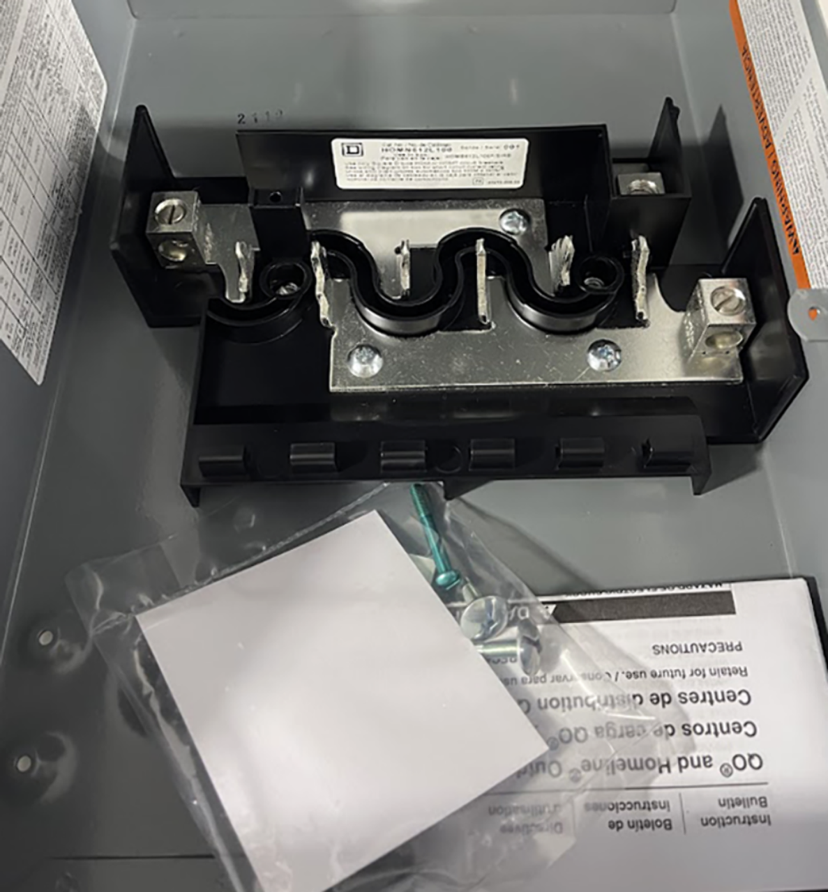 Square D HOM612L100RB Main Lug Load Center 100A 120/240V 1PH 3W NEMA 3R