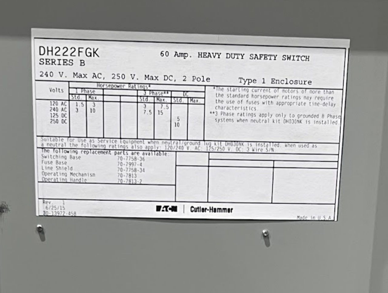 Eaton DH222FGK Fusible Disconnect Heavy Duty 60A 240V NEMA 1 2P 1Ph