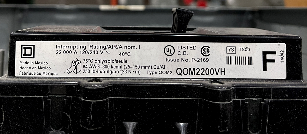 Square D HOM3040M200TC Main Breaker Load Center 200A 120/240V 1PH 3W NEMA 1 30SP 40CR  AL Bus Bar