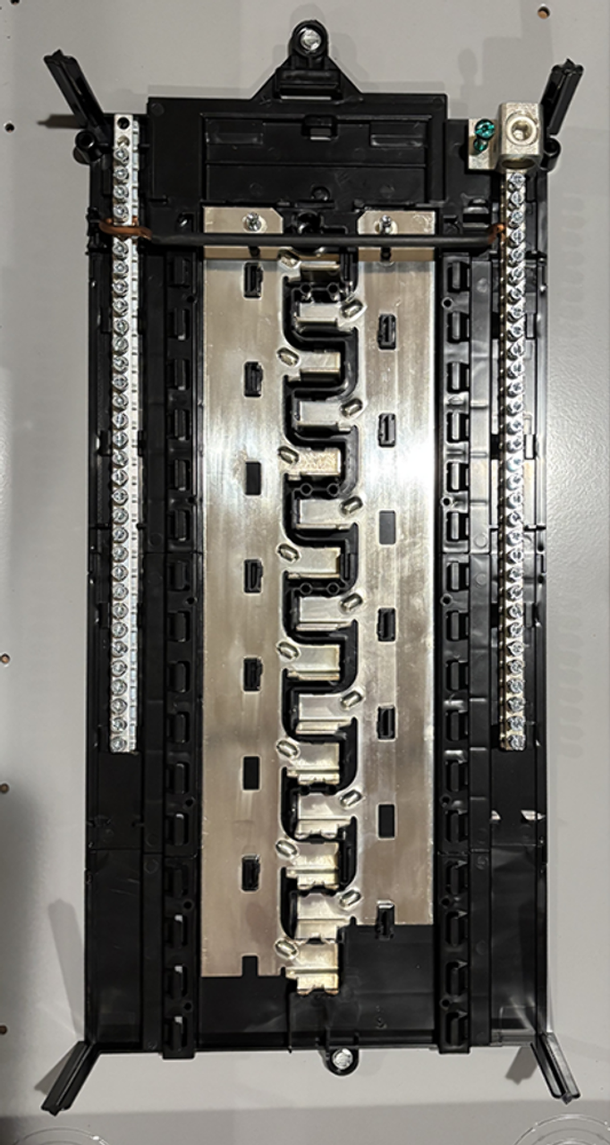 Siemens S3040C1200 Convertible Load Center 200A 120/240V 1PH 3W NEMA 1 30SP 40CR AL Bus Bar