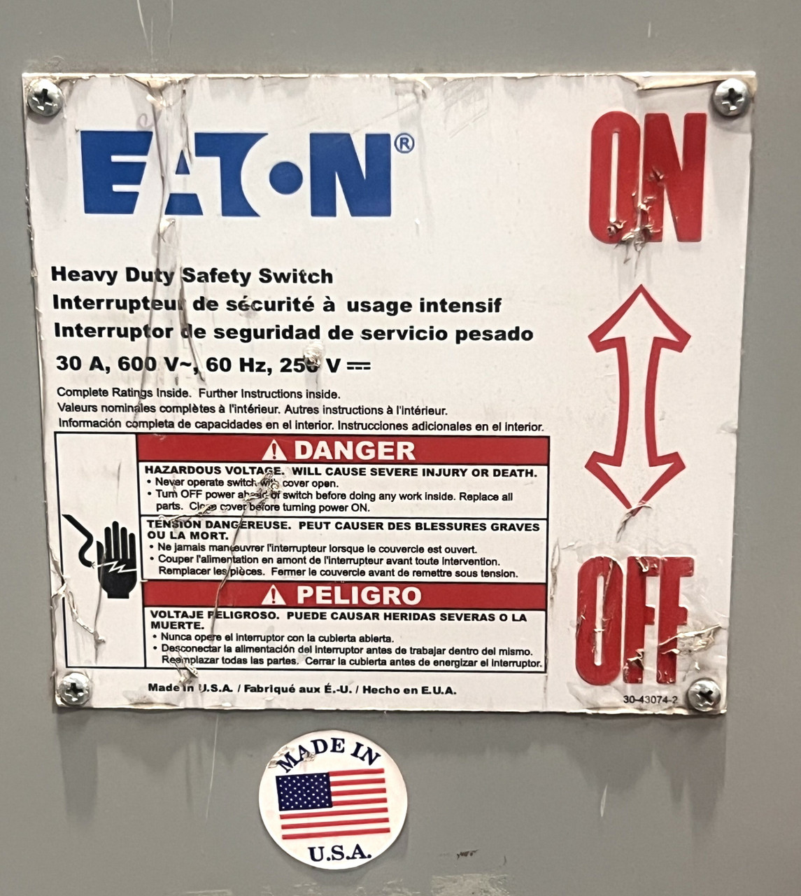 Eaton DH361NGK Heavy Duty Safety Switch 30A 600V 3P NEMA 1 Fusible