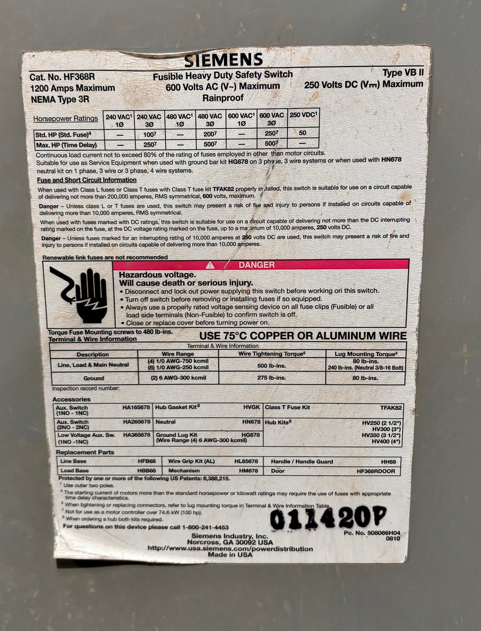 Siemens HF368R Fusible Disconnect Switch | Type VBII | 1200A | 600V | 3P 3PH | 200kA | NEMA 3R