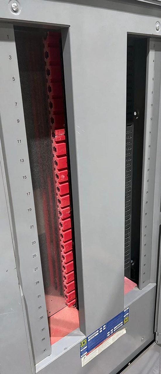 Square D HCN32746 Main Lug Panelboard 600A 208Y/120V 3PH 4W 42SP NEMA 1