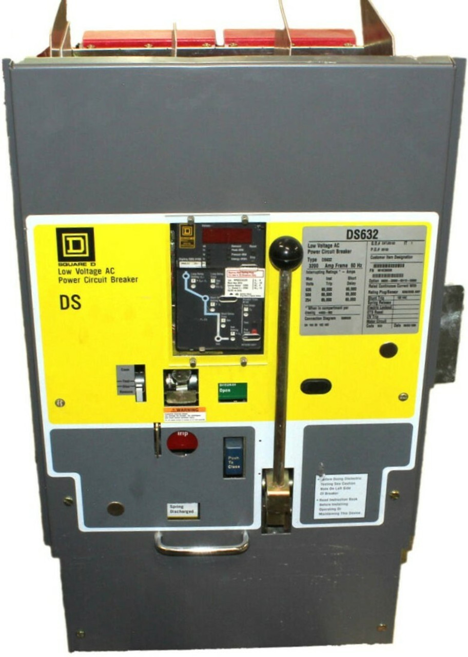 Square D DS632 Low Voltage AC Power Circuit Breaker 3200A 600V 3P 60 Hz Shunt Trip: 120 VAC Digitrip RMS 810D: D82LSI