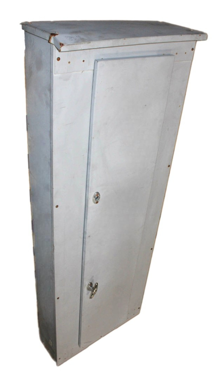 Siemens I2E42MC400A Panelboard 400A 480Y/277V Spaces:42 w/LXD63B600 Breaker	600A