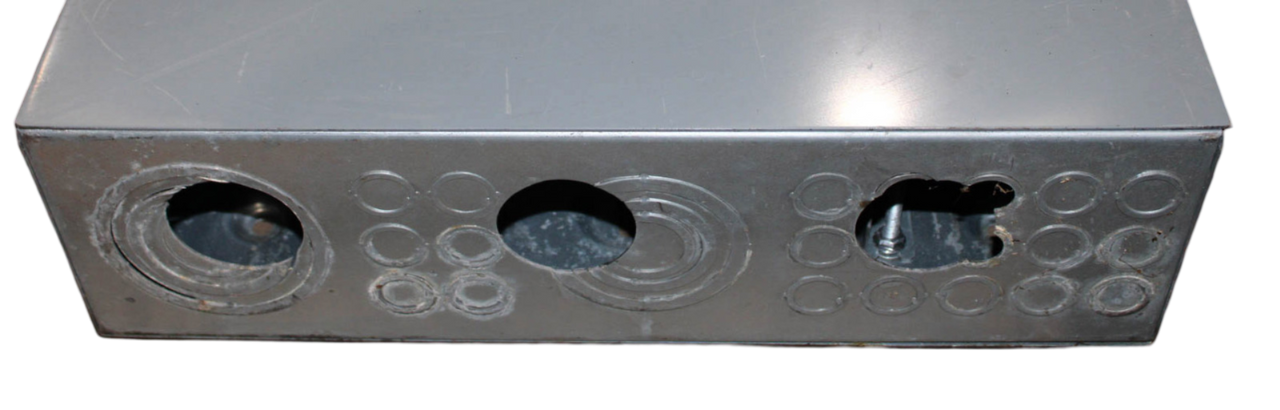 Square D NQ442L2C Main Lug Panelboard 225A 240V 3PH 4W 42SP Type 1 Enclosure