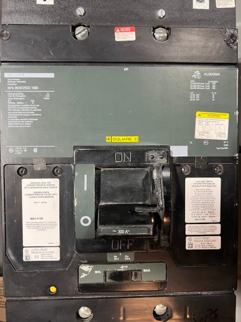 Square D MBD10003CBS Breaker Enclosure 1000A Max 600V NEMA1 W/Breaker 300A 3P
