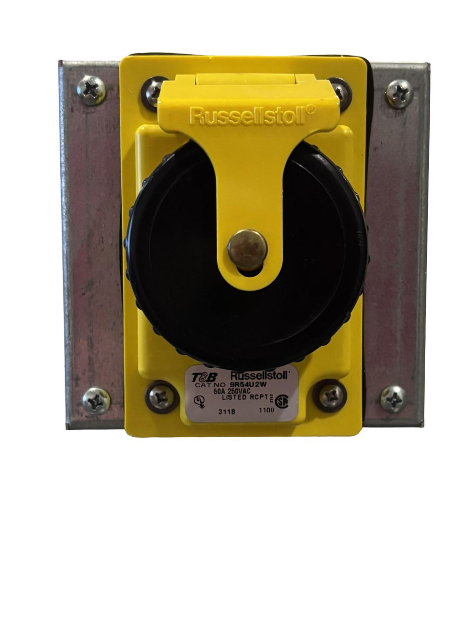 Twist Lock Receptacle