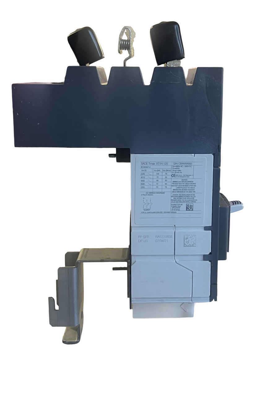 ABB SACE TMAX XT1 H 125 XT1HU3090AYD000XXX 3-Pole 90A Circuit Breaker, 600V UL