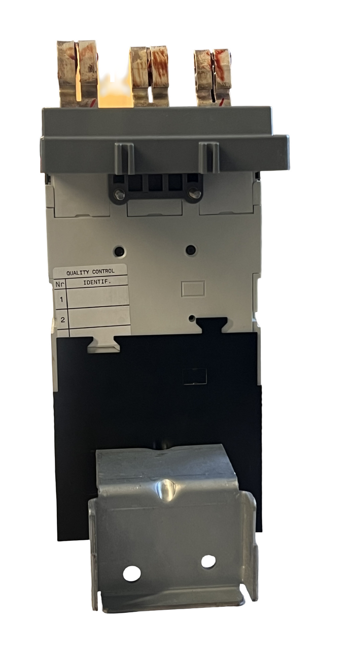 ABB XT4SU3200BYJ000XXX – 200A 3-Pole Molded Case Circuit Breaker, 600VAC, Tmax XT4S, Fixed Thermal-Magnetic Trip, UL/CSA/IEC Rated