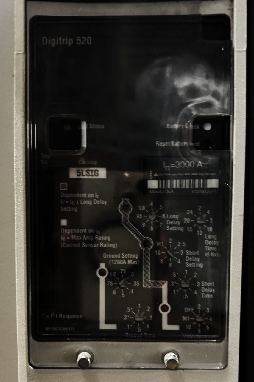 Eaton SBSC303HEA Magnum Circuit Breaker – 3000A, 3 Pole, 600VAC, Digitrip 520, Rear Connect