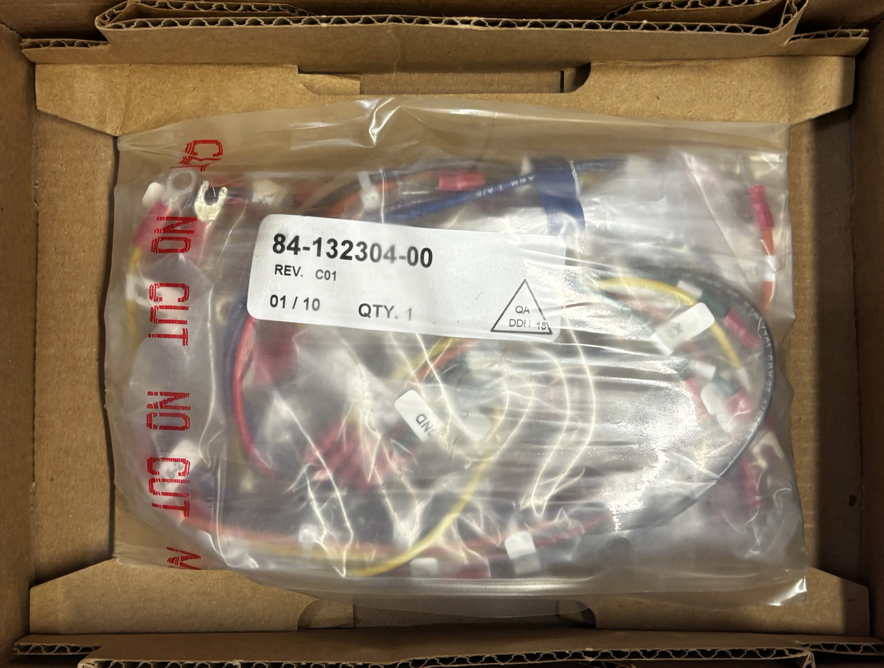 APC 84-132304-00 Harness for I/O Fan – Replacement UPS Fan Cable APC 84-132304-00 Harness for I/O Fan – Replacement UPS Fan Cable