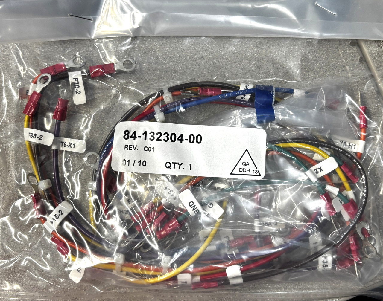 APC 84-132304-00 Harness for I/O Fan – Replacement UPS Fan Cable APC 84-132304-00 Harness for I/O Fan – Replacement UPS Fan Cable