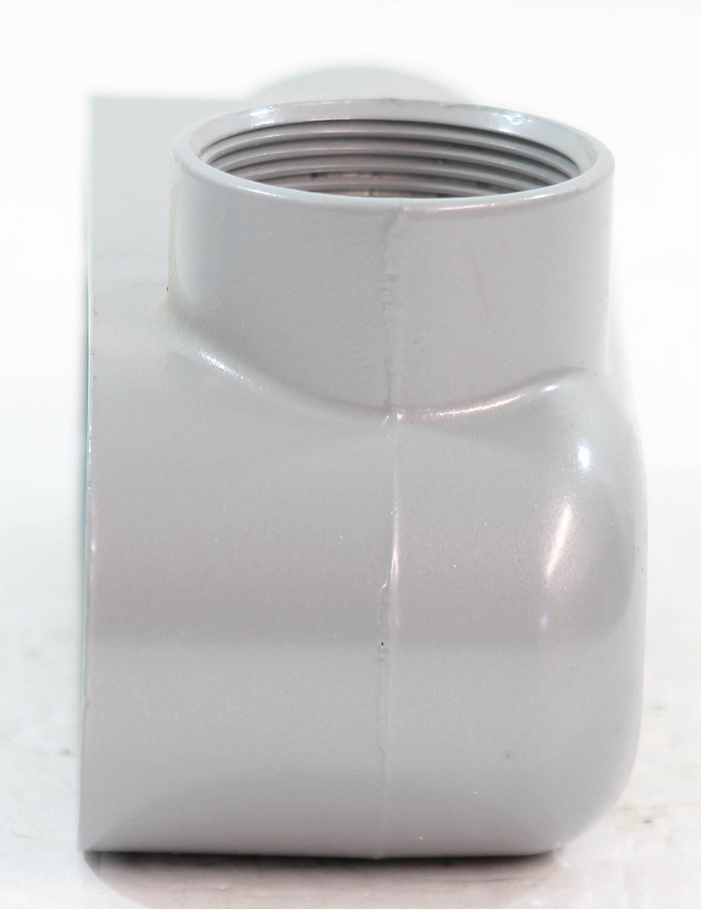 Eaton LR55 Conduit Body Material: Aluminum Diameter: 1-1/2 Inch