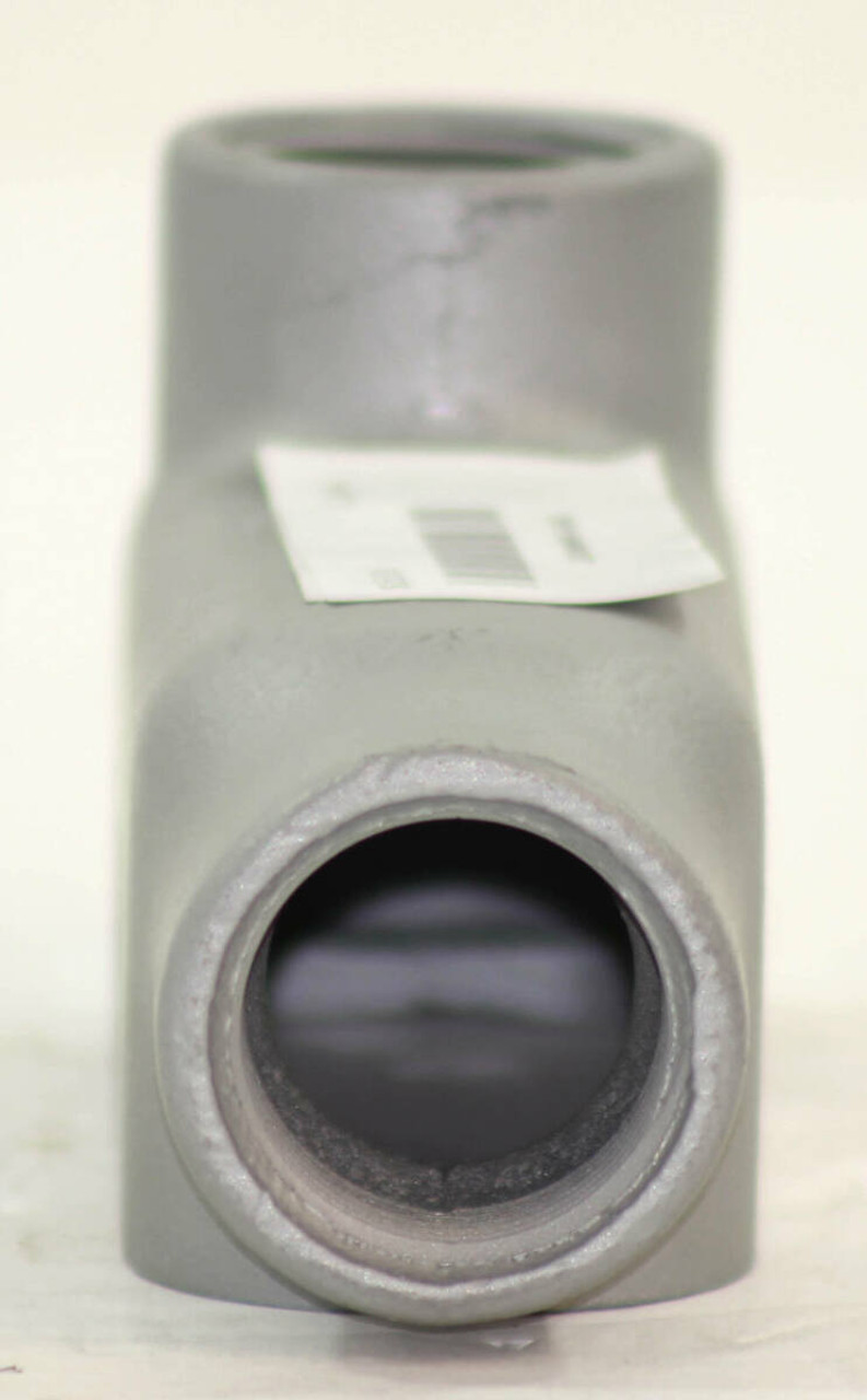 Appleton LB-100M Conduit Outlet Body Material: Grayloy-Iron Diameter: 1 Inch Form 35