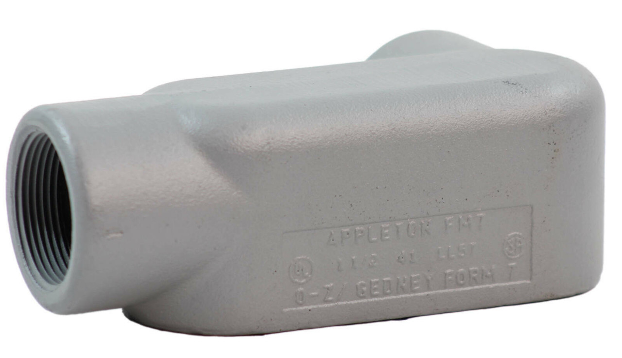 Appleton LL57 Conduit Body Material: Malleable Iron Diameter: 1-1/2 Inch Form 7, O-Z/Gedney