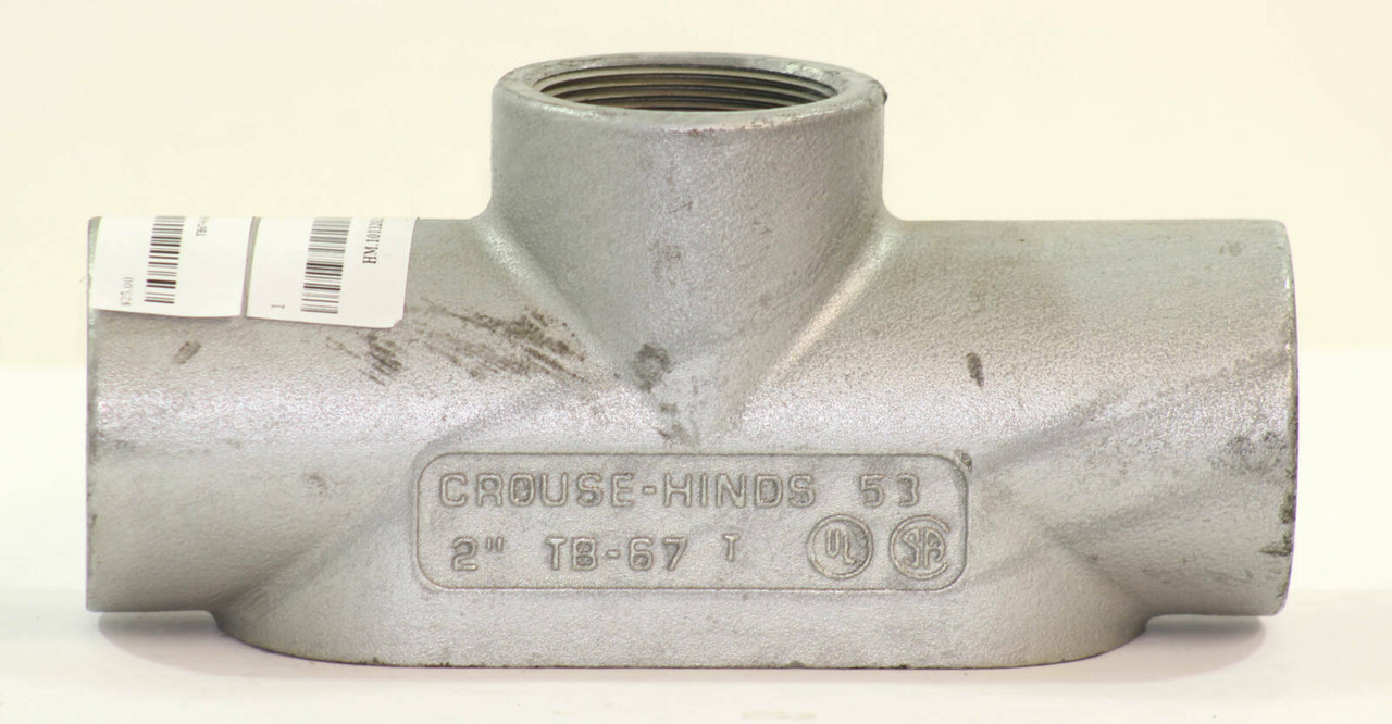 Crouse Hinds TB-67 Conduit Outlet Body Material: Feraloy Iron Alloy Diameter: 2 Inch Condulet Form 7