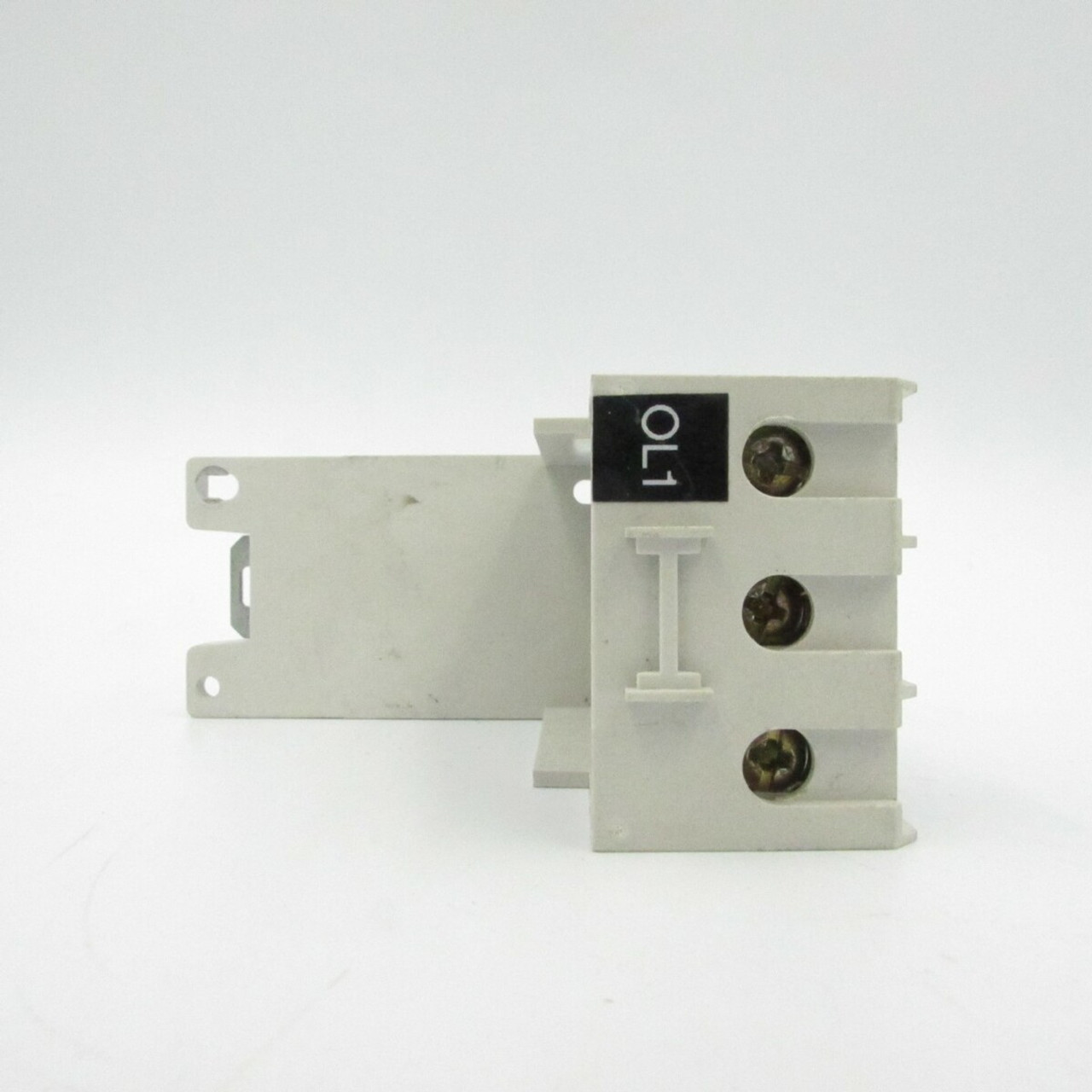 Cutler Hammer C306TB1 Din Rail and Panel Mounting Adapter Use with 32-Amp Overload Relay