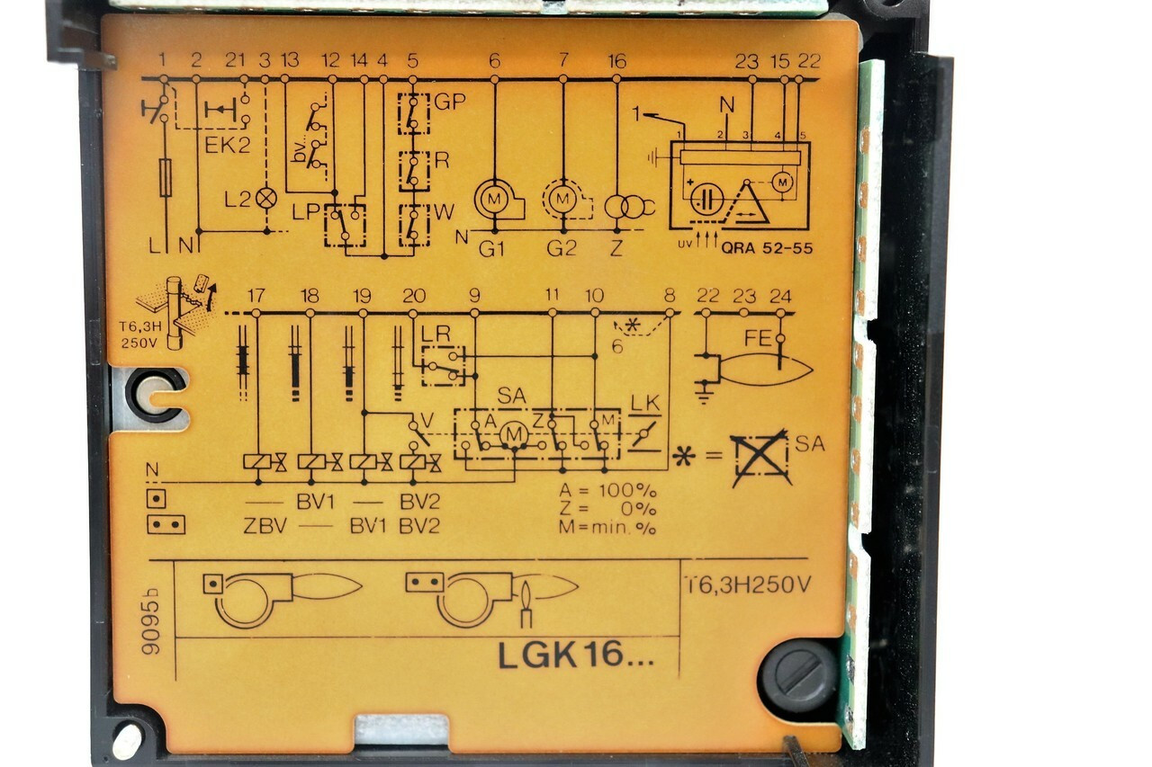 SIEMENS LGK16.635A17 Burner Control for Gas, Oil or Dual-Fuel Control Box 5A 100-110V 3,5VA 50/60Hz