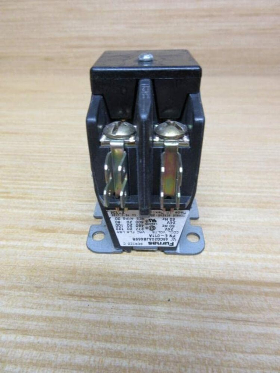 Furnas 45CG20AJB669R Contactor  2P Coil 20A 24V 50Hz/24V 60Hz Series C