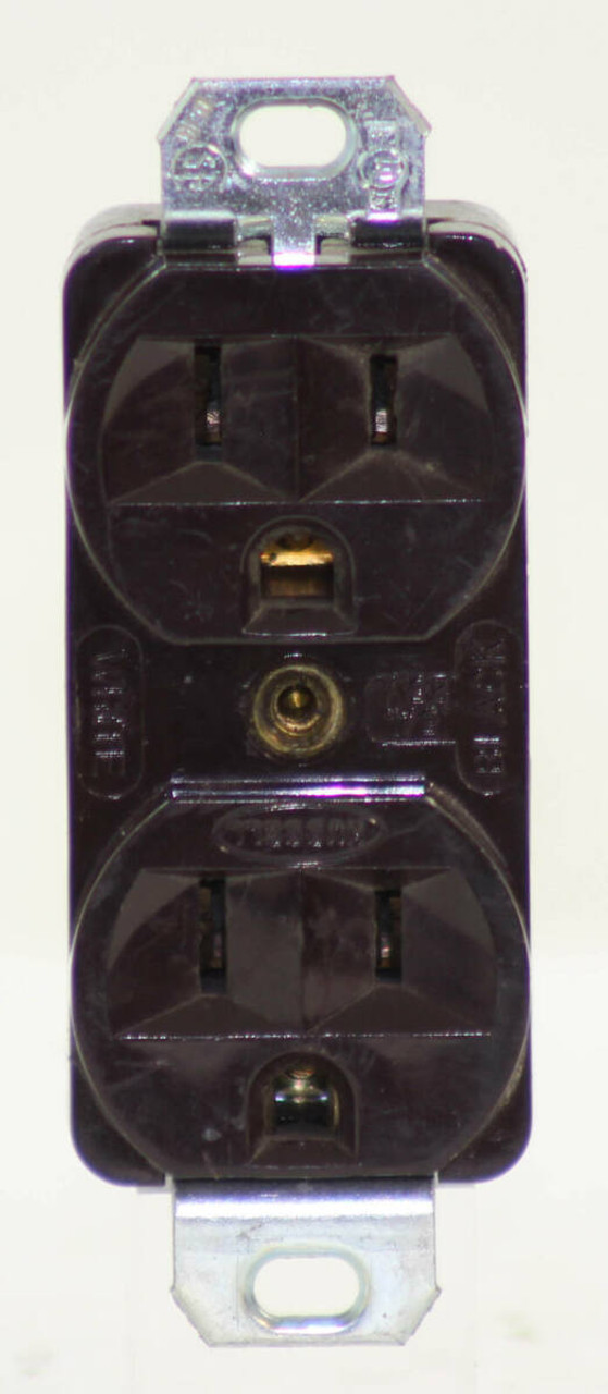 Hubbell 5262B Duplex Receptacle Straight Blade Devices, Receptacles, Duplex, Commercial/Industrial Grade, 2-Pole 3-Wire Grounding, 15A 125V, 5-15R, Brown