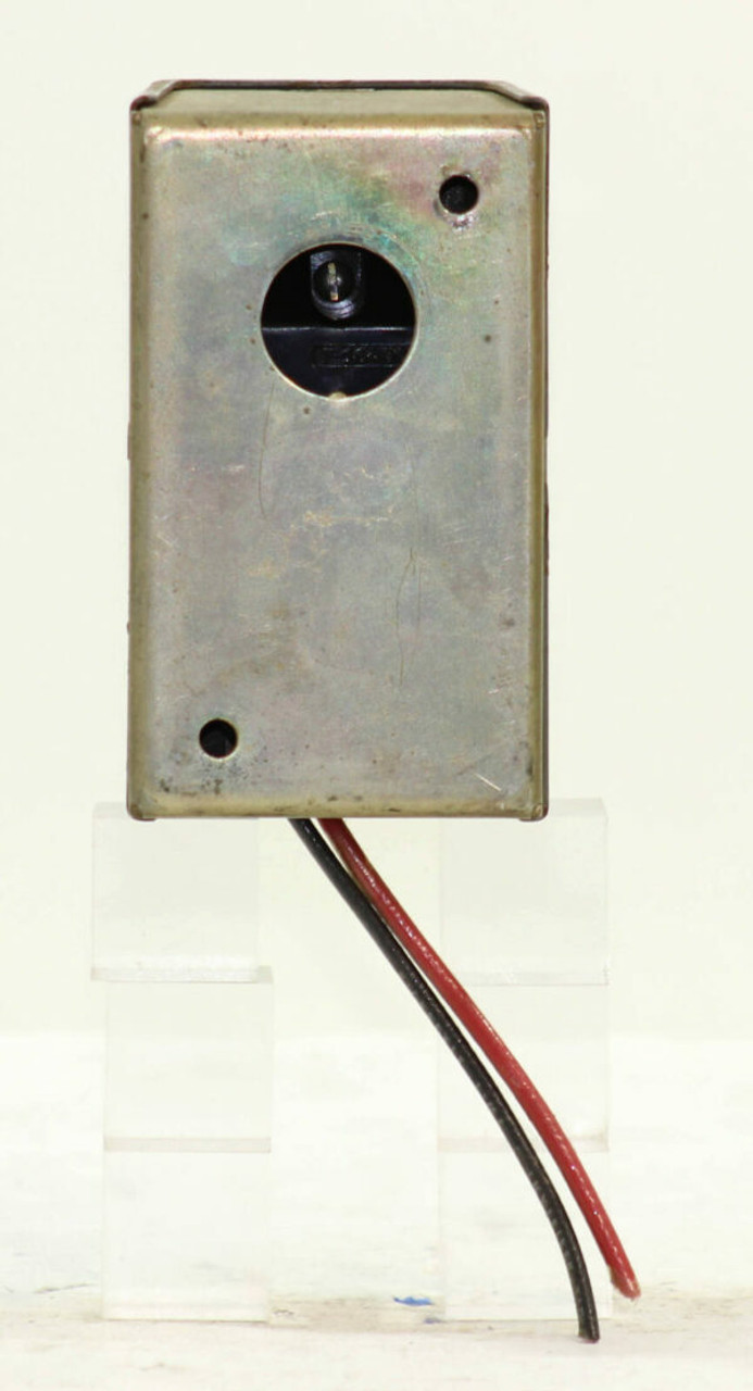 Allen-Bradley 600-TAX4 Manual Motor Toggle Starting Switch 3.0A 230-277 VACV 1 Pole, Nema 1, 60Hz, 1 Phase, 1HP