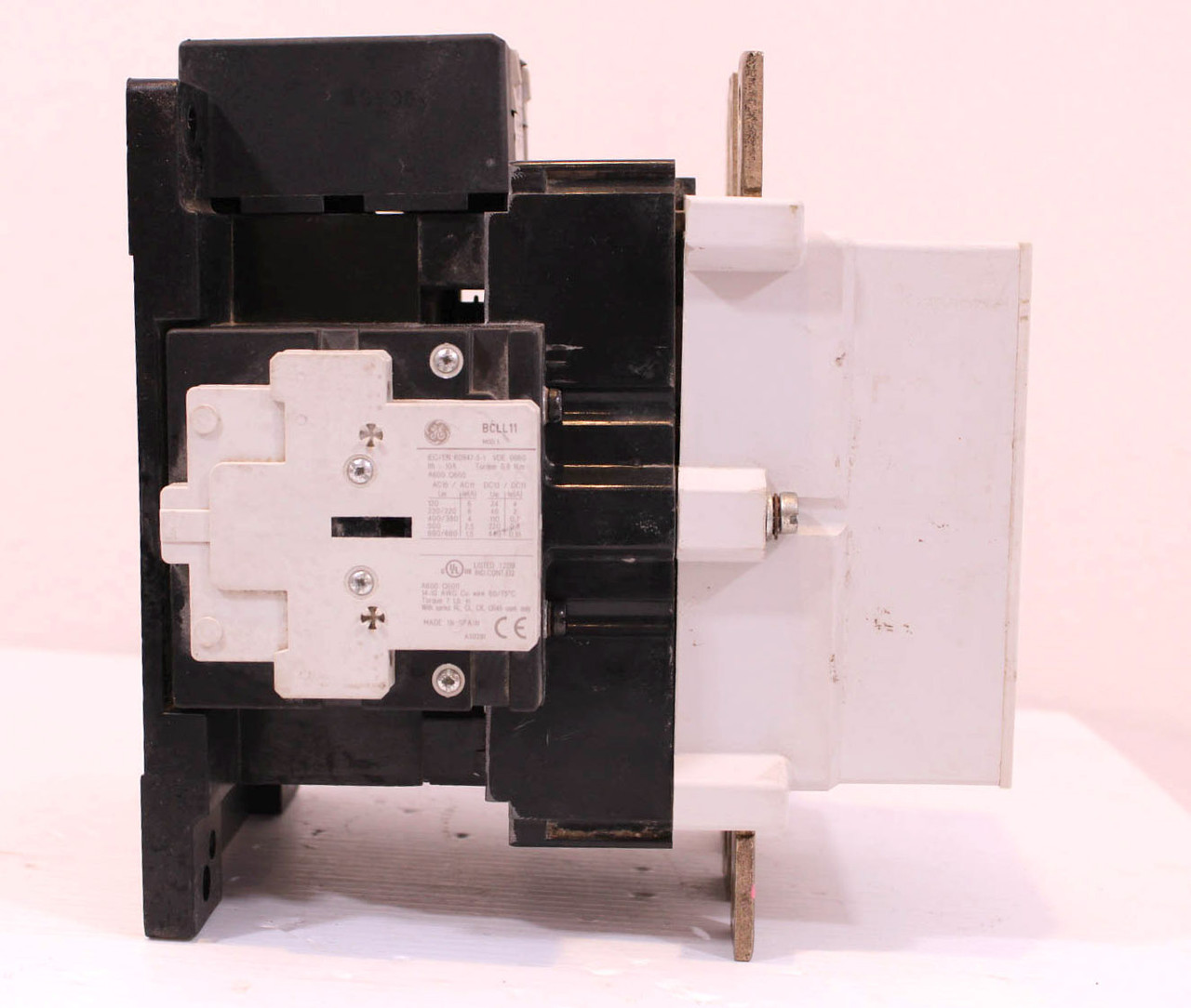 General Electric CK95BE300 Contactor 600V 3P Coil 440-500V w/Auxiliary Contact