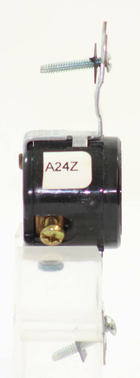 Leviton 4560 Single Receptacle 1/pkg 15A, 250V, NEMA L6-15R, 2P, 3W, Groundin...