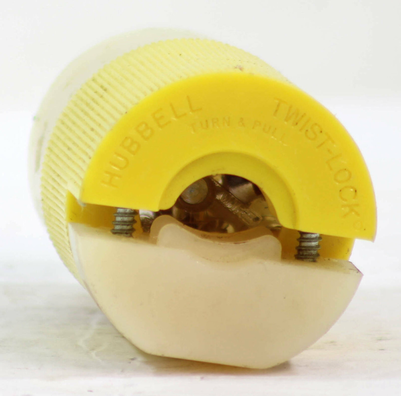 Hubbell HBL23CM13 Twist-Lock 20A 125V 2P 3W NEMA L5-20R Screw Terminal Yellow Nylon
