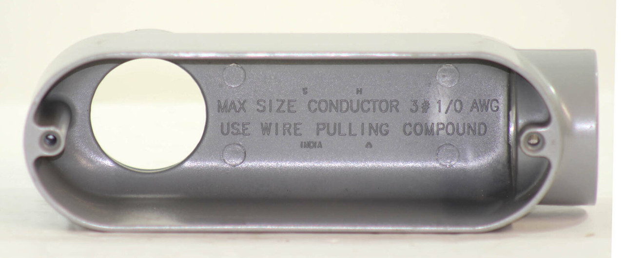 Crouse Hinds LB55 Conduit Body Material: Die Cast Alumnium Diameter: 1-1/2 Inch