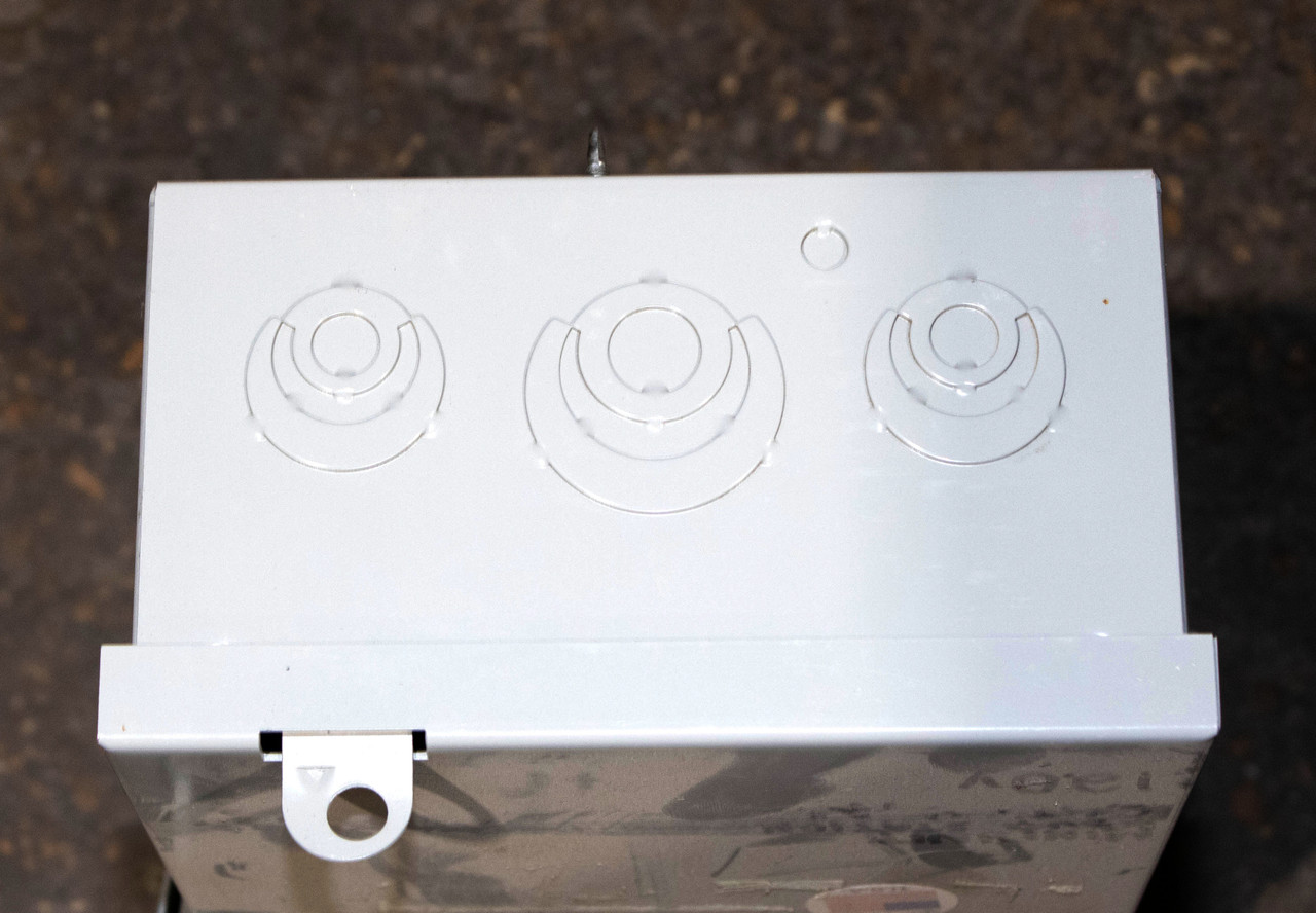 Eaton DG221UGB Non-Fusible Disconnect 30A 240V 2P NEMA 1 Safety Switch