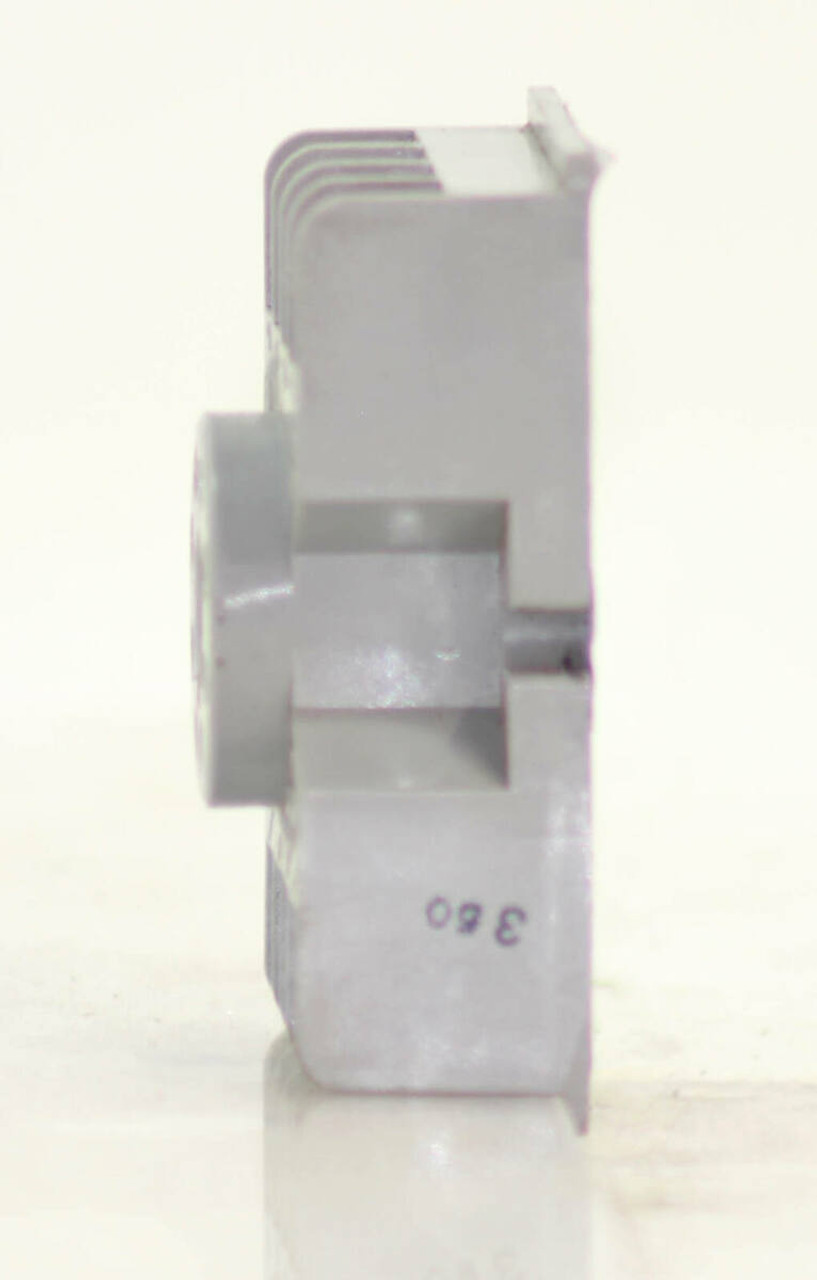 Potter and Brumfield 27E122 Relay Socket 10A 300V 8PINS