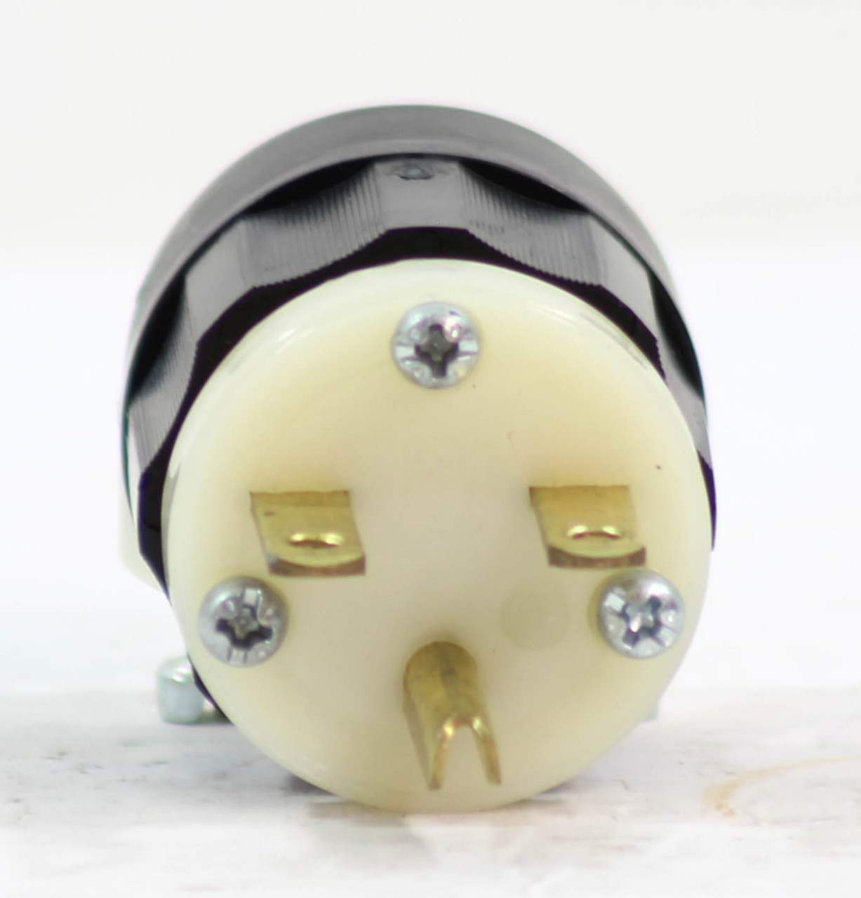 Leviton 5666-C Straight Blade Plug 15 Amp, 250 Volt, NEMA 6-15P, 2P, 3W, Plug
