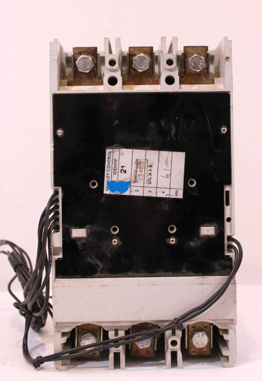 ABB S5N300TDDAS8 Breaker 300A 600V 3P Type S5N w/Auxiliary Switch and Shunt Trip