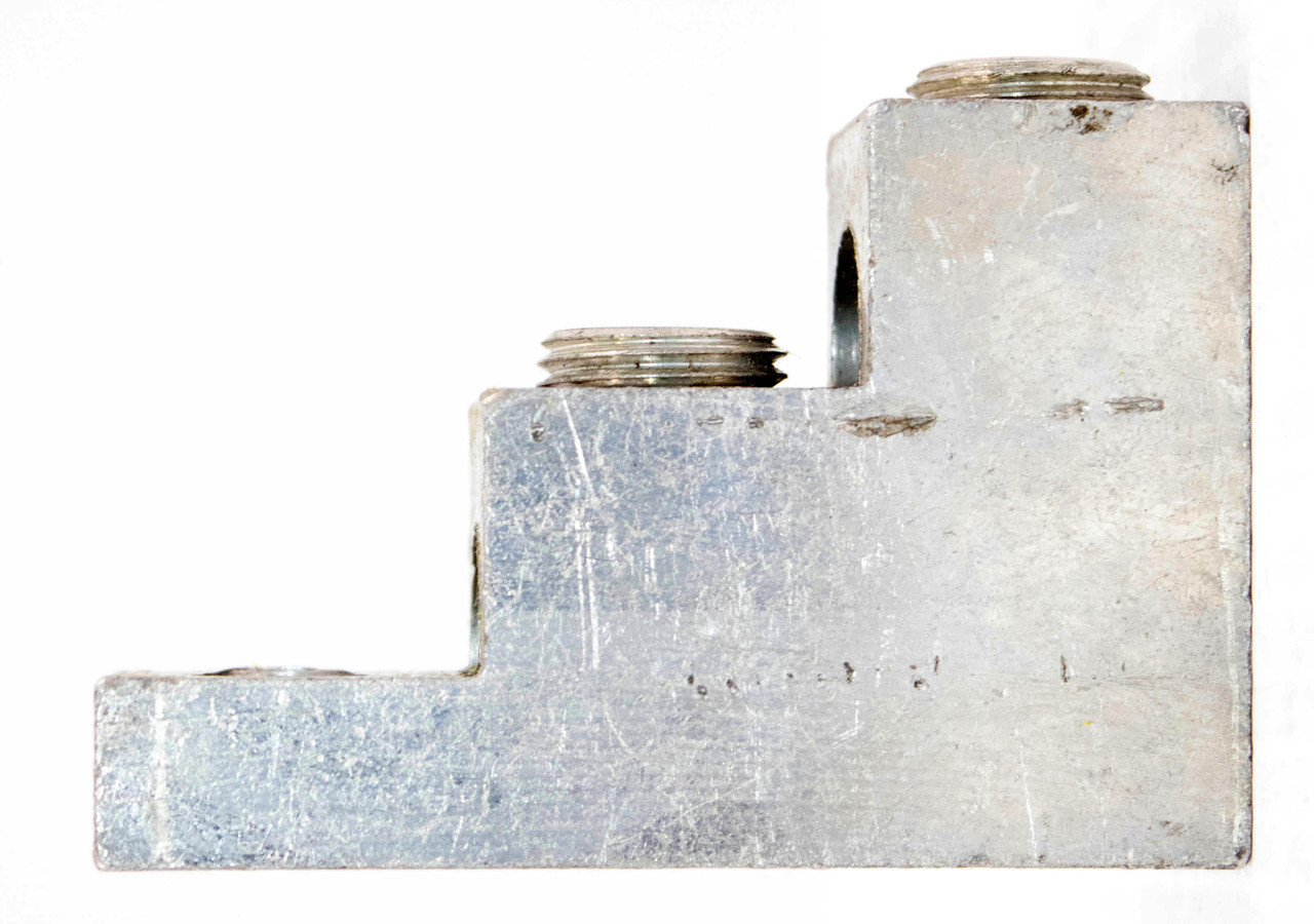 Burndy K11A30U Dual-Rated Aluminum/Copper Mechanical Lug – 6 AWG to 300 kcmil