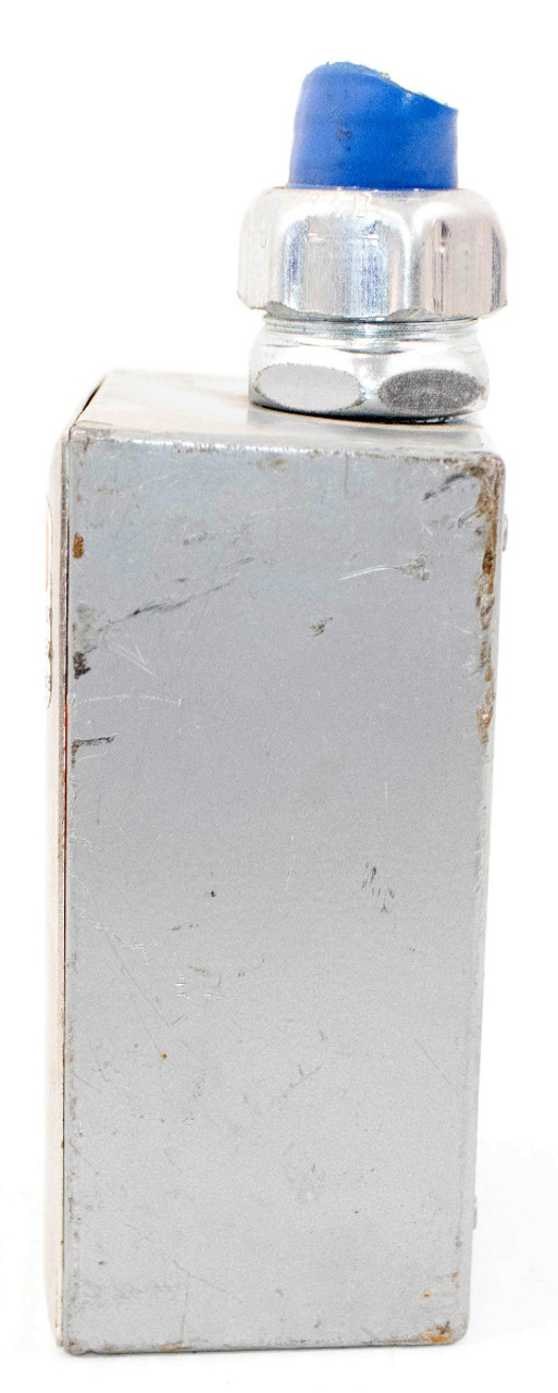 Hubbell IG2310 20A 2P 3W 125V Orange Twist-Lock Receptacle IG2310A