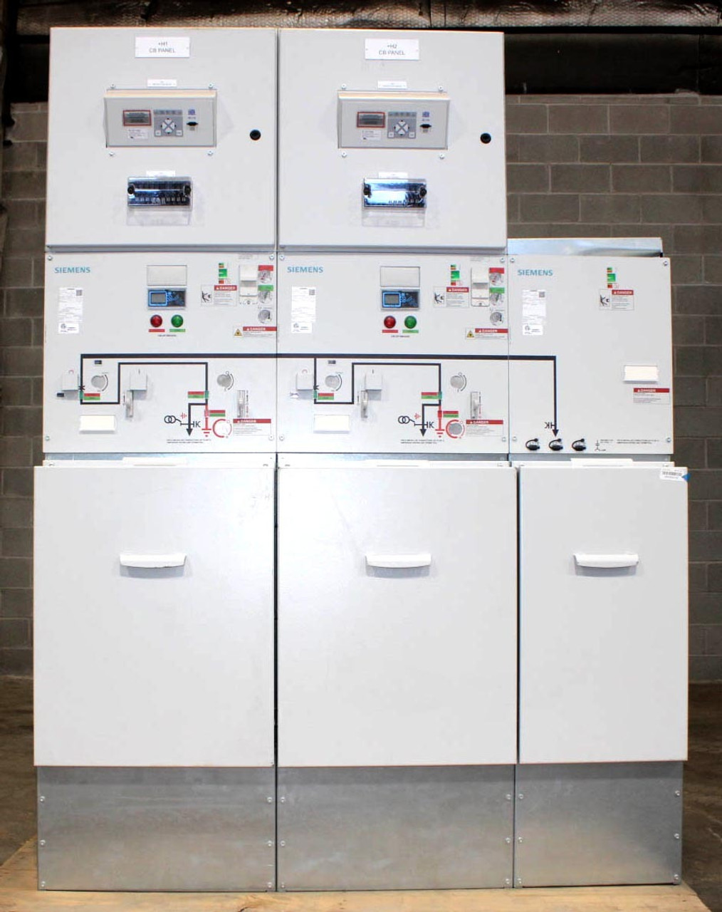 Siemens 8DJH 36 MEDIUM-VOLTAGE SWITCHGEAR Gas Insulated for Secondary Distribution Systems up to 36 kV