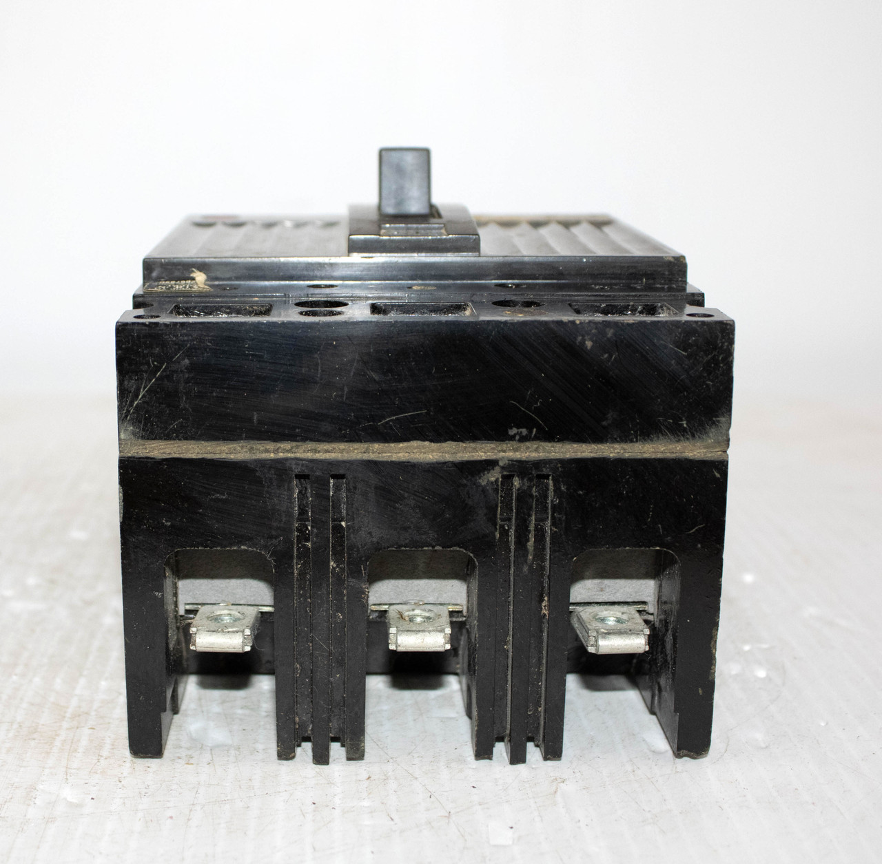 General Electric TED134060 Breaker 60A 480V 3P 18KA Thermal Magnetic .