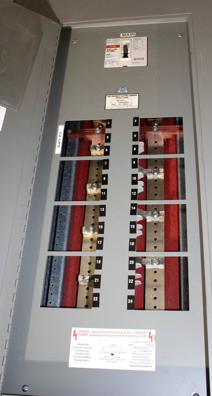 Gus Berthold GV-639003 200A Main Breaker Panelboard 120/208V 3PH 4W—Main Breaker Load Center Gus Berthold GV-639003 200A Main Breaker Panelboard 120/208V 3PH 4W—Main Breaker Load Center